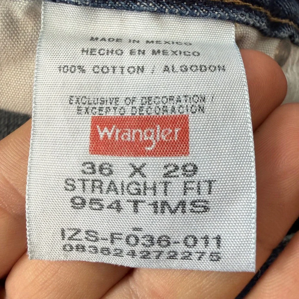 Wrangler straight fit